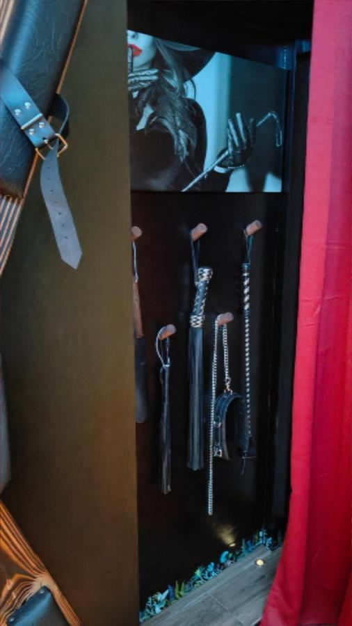 La Loveroom Bdsm De Nice " La Chambre Luxe Des Desirs " エクステリア 写真