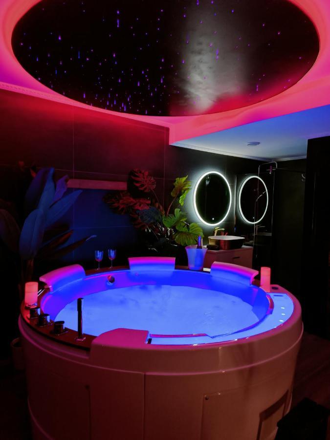 La Loveroom Bdsm De Nice " La Chambre Luxe Des Desirs " エクステリア 写真