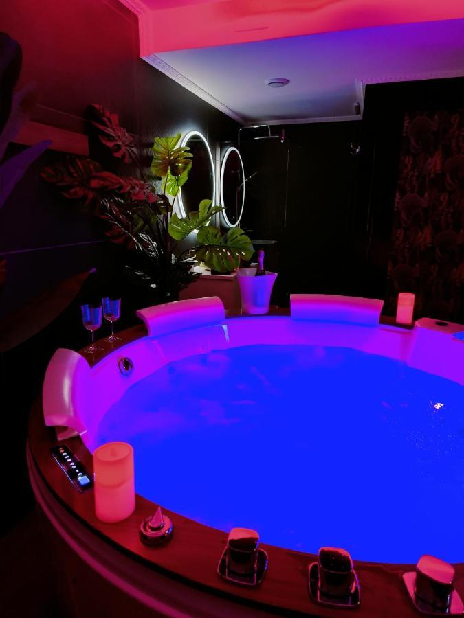 La Loveroom Bdsm De Nice " La Chambre Luxe Des Desirs " エクステリア 写真